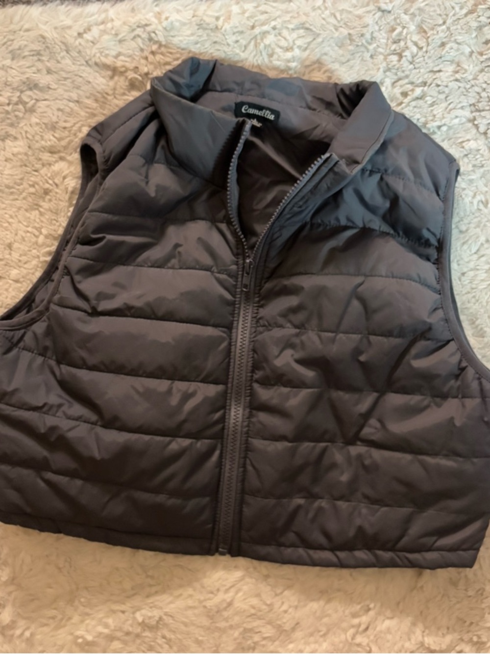 Camellia Puffer Jacket in Charcoal Gray